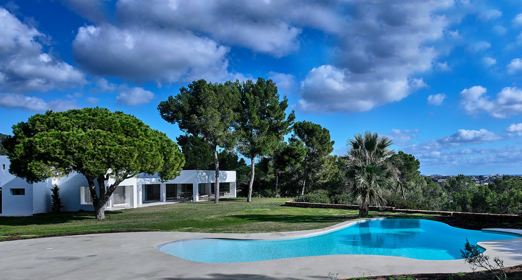 You are currently viewing Can Taurino – ‘Modern finca with amazing sea views and large outdoor space for relaxing.’