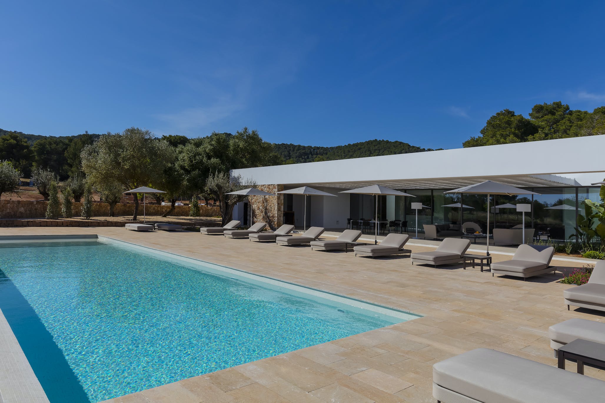 Read more about the article Villa Eclipse – ‘Superb countryside villa with wonderful outdoor spaces and scenic mountain views.’